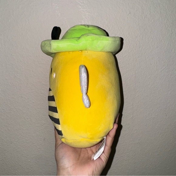 7.5” Sunny the Bee with Bucket Hat Squishmallow - Picture 2 of 3
